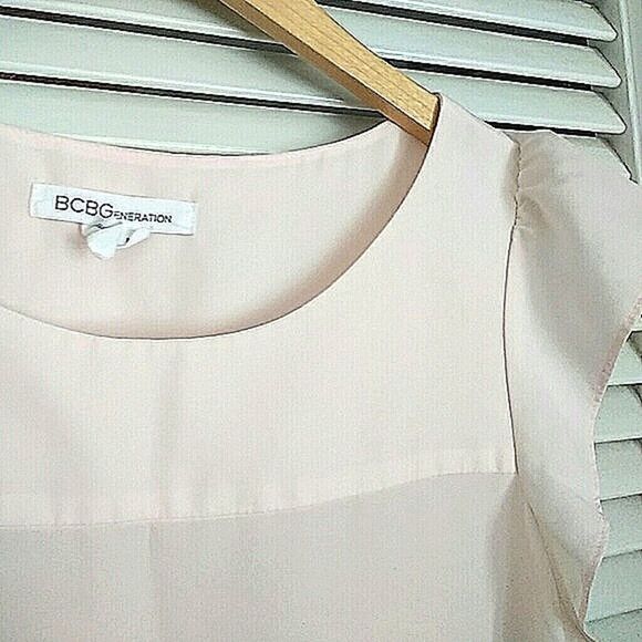 BCBG Generation Blush Punk Asymmetrical Hem Top size M - Picture 6 of 7